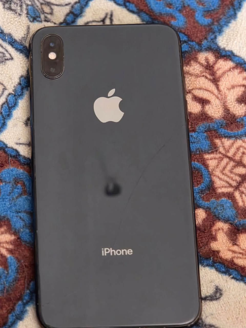 سلام عليكم جهاز اكس ماكس للبيع ذاكره ٢٥٦ مبدل شاشه اصلي. ag وفطر بالضهر مبين بصوره سعر ٢٢٥ وبيه مجال بسيط *********** واتساب فقط
