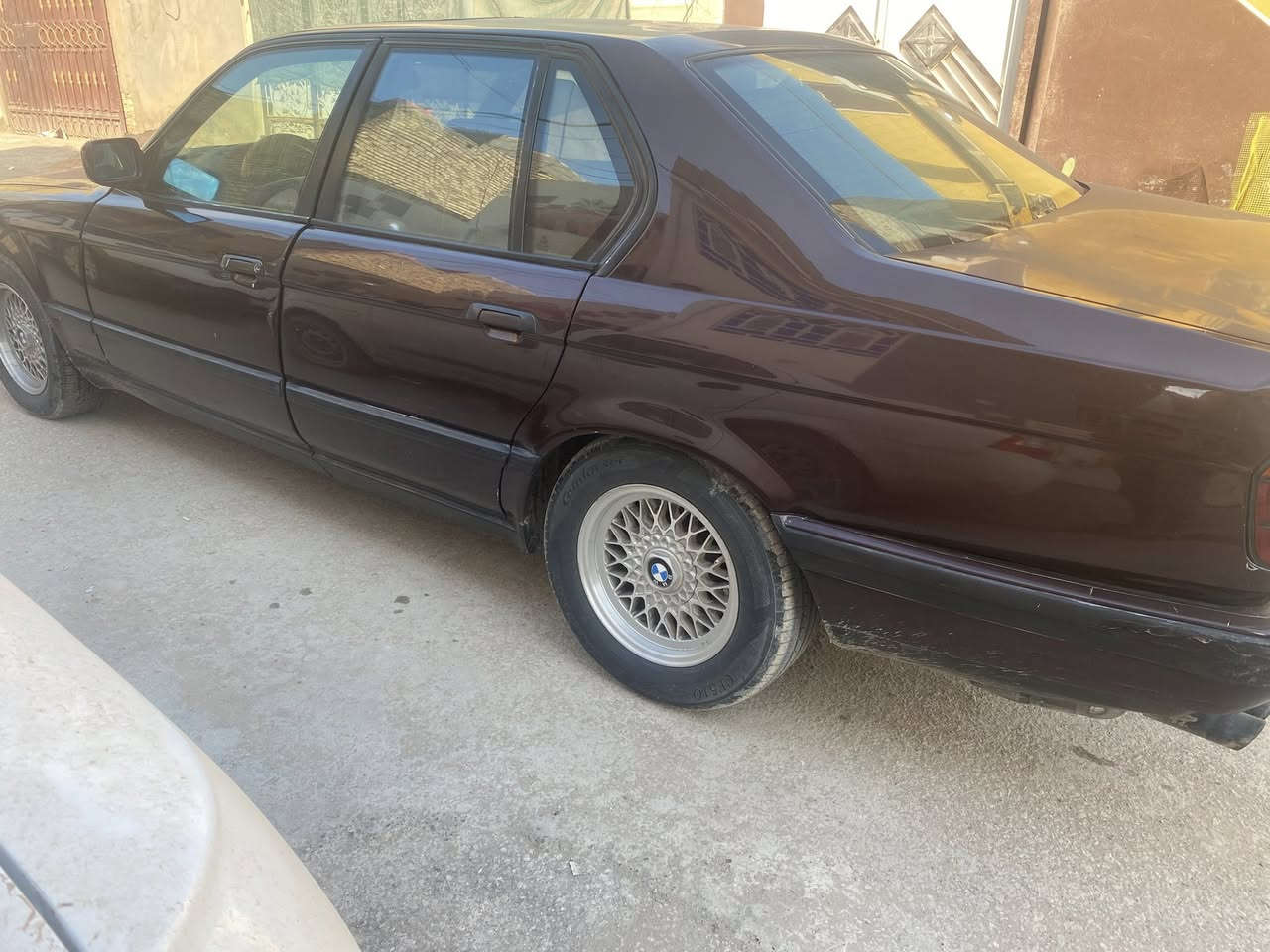 السلام عليكم 740 مكينه8 مسكر رقم بغداد باسمي سنويه لل٢٧ موديل 93فول فتحه جام كهربائي مري كهرباء كشنات كهرباء دبل جكمجه دبل جام بردات اصل جنطه شفط كهرباء تخم سماعات مضخم بلادي سنتر لوك تقفيل تخم تاير حداديه بجم عريض صفاح موس السياره احله من الصور تجي وتحكم بنفسك وترايها احله منها تبريد شغال مكاني نجف سعرها ٦٥ اي استفسار اتصل وبالخدمه ومجالها حق نقوصاتها***********
