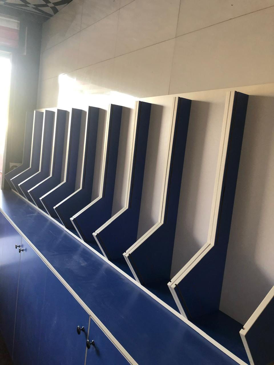 للبيع عارضة كرزات جديده ٩٩ بل ميه هـ***********
