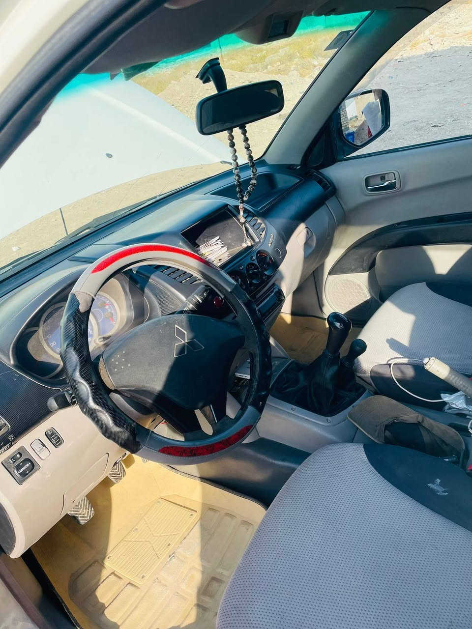 السلام عليكم 
مسيوبيشي فور ويل 2009 محرك كاز رقم انبار انكليزي سنويه لل 29 تريد تحويل تريد وكاله منضومت تبريد جديده سياره جاهزه نقص زوج تاير السعر 90 مراوس بسياره مع فرق هم ترهم 
***********
