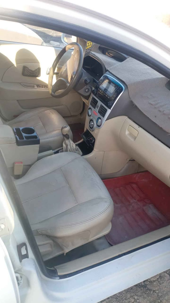 شيري فلاوي
تبريد ثلج 

كرهباياته كله شغاله 

لايتات زنون 

باتري جديد

سماعات سيت جديده

لمكينه بيه خيط تبخير 

لكير كفاله
كير عادي 

لكشر كفاله ماعده لخياسات معمره ومرشوشه 

سياره ماناقصه ايشي 
سياره عله وضع شركه سياره راعي واحد من شركه اله
العنوان البصره ابوجوزي 

***********

ريده 32وبيه مجال البصرة, العراق
