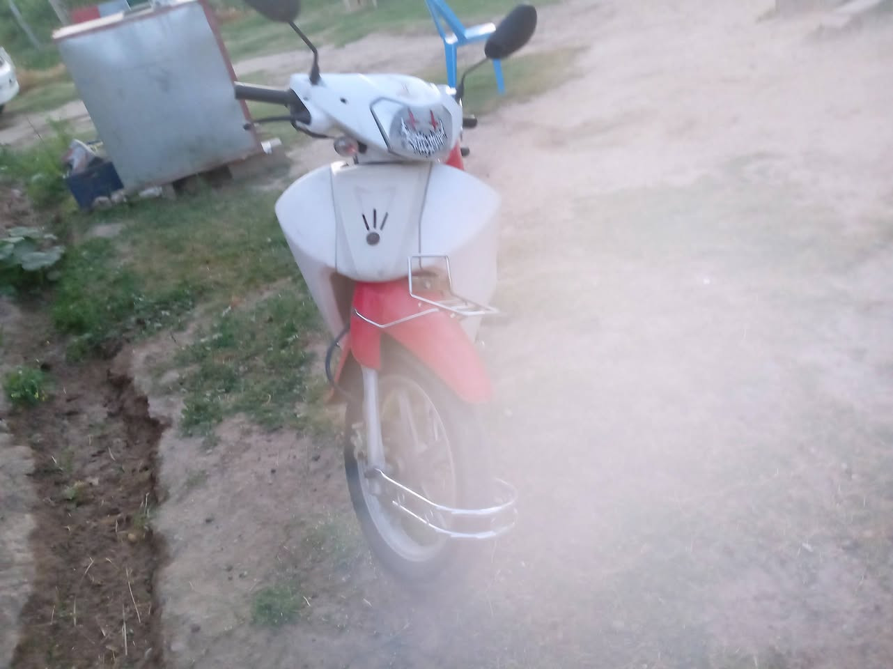 سلفيز للبيع كفاله عامه سعر 525 وبيه مجال اتصل ***********

