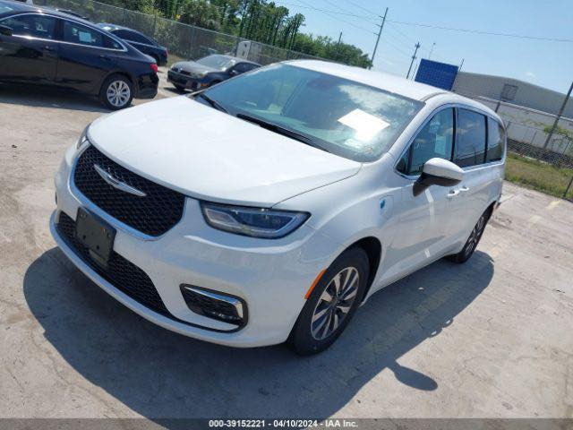 للبيع: Chrysler Pacifica Hybrid 2023

كرايسلر باسفيكا هايبرد موديل 2023
رقم بغداد – باسم صاحبها
ممشاها 33 ألف ميل فقط

سيارة عائلية فخمة واقتصادية جداً بالوقود (Plug-In Hybrid) تجمع بين محرك بنزين ونظام هايبرد قابل للشحن، قوية ومريحة ومناسبة للاستخدام اليومي والسفر.

المواصفات:
 • موديل: 2023
 • الممشى: 33,000 ميل
 • رقم: بغداد
 • 7 ركاب
 • وارد أمريكي
 • أبواب جانبية كهربائية
 • باب خلفي كهربائي
 • شاشة كبيرة + نظام Uconnect
 • كاميرا خلفية وحساسات
 • تشغيل ودخول بصمة
 • تبريد ممتاز

📍 الموقع: (بغداد حي العامل)
💰 السعر: (243$)
📞 للتواصل: ‭0771 507 9250‬
‭0781 944 6363‬
‭0773 555 1007‬
