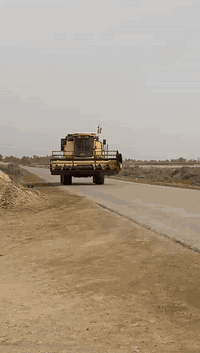 للبيع حاصدة موديل 2020/40/50 فول مواصفات مكفولة كفاله عامة بسمي تحويل ثاني يوم سعر  اتصال ‏‪***********‬‏ حجي عبدالله حسين البديري
