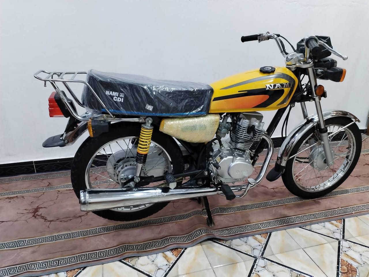 السلام عليكم دراجه نامه شلامجه الأصلي للبيع أوراق موديل 23 طالع بل 24 دراجه جديده و كفاله عامه كله شغاله مانقصه شي السعر مليون و 450 وبيه مجال قليل مكاني بالزبير الشراي يتصل ***********
