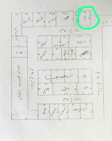 قطعه للبيع 100 متر نهايه حولي ابو مهدي مهندس قرب الفلكه الجديده عقد 117 السعر 8 مليون للاستفسار ***********
