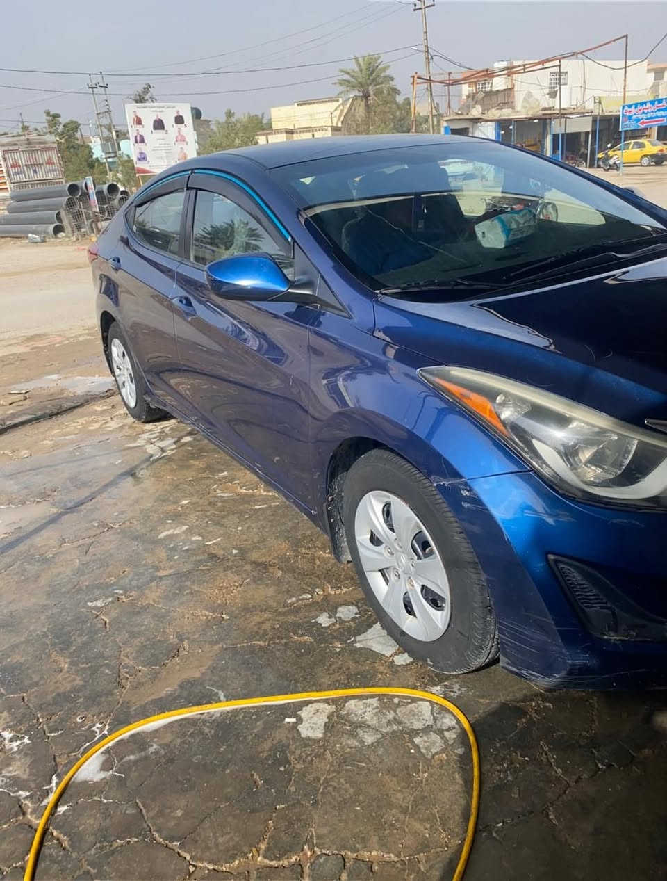 السلام عليكم 
النترا للبيع موديل 2016 وارد امريكي رقم ديالى بسمي ضررها جامرلغ ماشين على  الباب بلرش سياره جاهزه من كلشي كير محرك حداديه تخم تاير تدفئه تبريد كله شغال ماناقصها اي شي سونارها مرفق مع الصور
مكاني ديالى بعقوبة 
للاستفسار ***********
