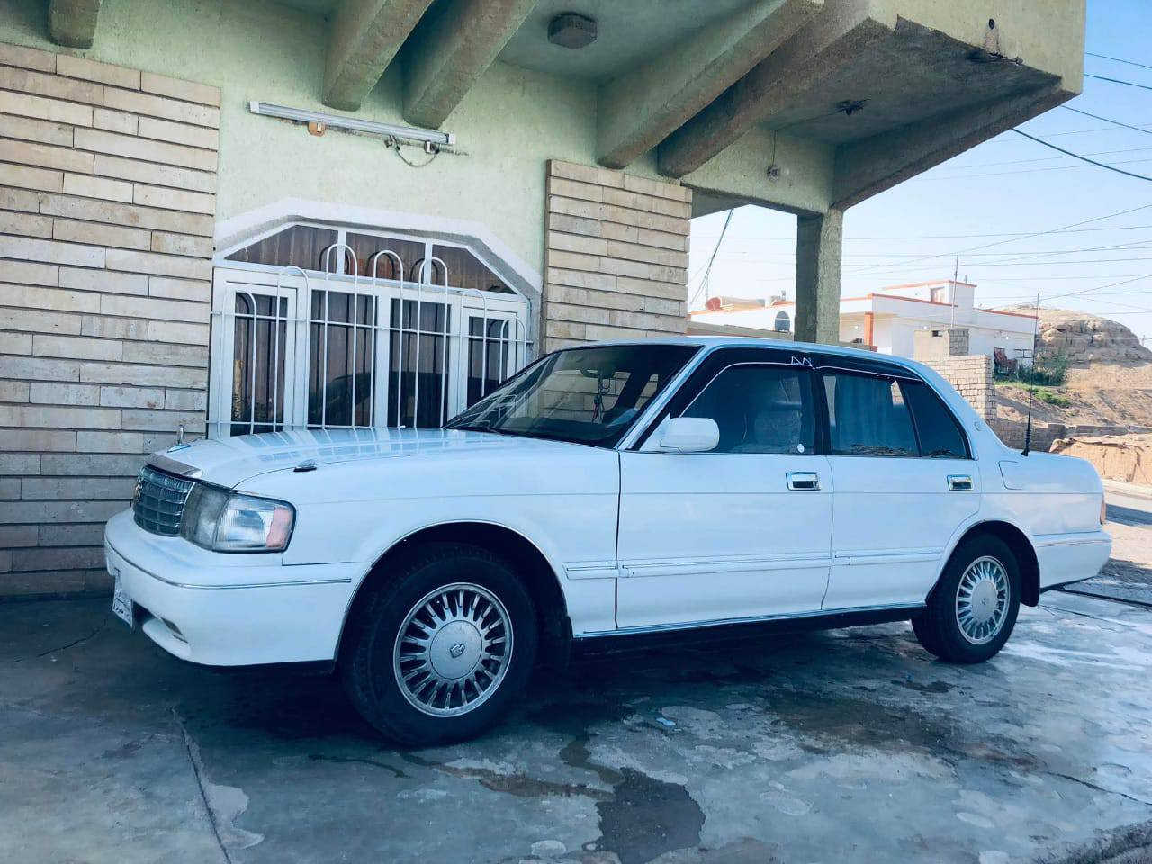 سلام عليكم ارنب يسار اصلي للبيع موديل 93 محرك 3000 صبغ جماليه بدون ضرر تدفئه وتبريد كهربائيات كلها شقاله السعر 75 وبيها مجال شي قليل ارقم *********** مكاني صلاح الدين قضاء بيجي
