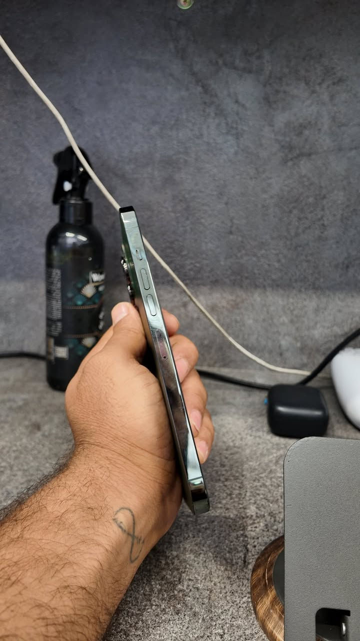 السلام عليكم
ايفون 📱 13 برو ماكس 
بطارية ٨٣ ذاكرة 256 
خط واحد لون زيتوني نضيف الجهاز
مستبدل شاشة فقط والفيس إيدي متوقف 
السعر ٤٥٠


**إذا كنت صاحب هذا الإعلان وتريد حذفه لأي سبب، رجاءا أرسل رسالة إلى الدعم الفني**