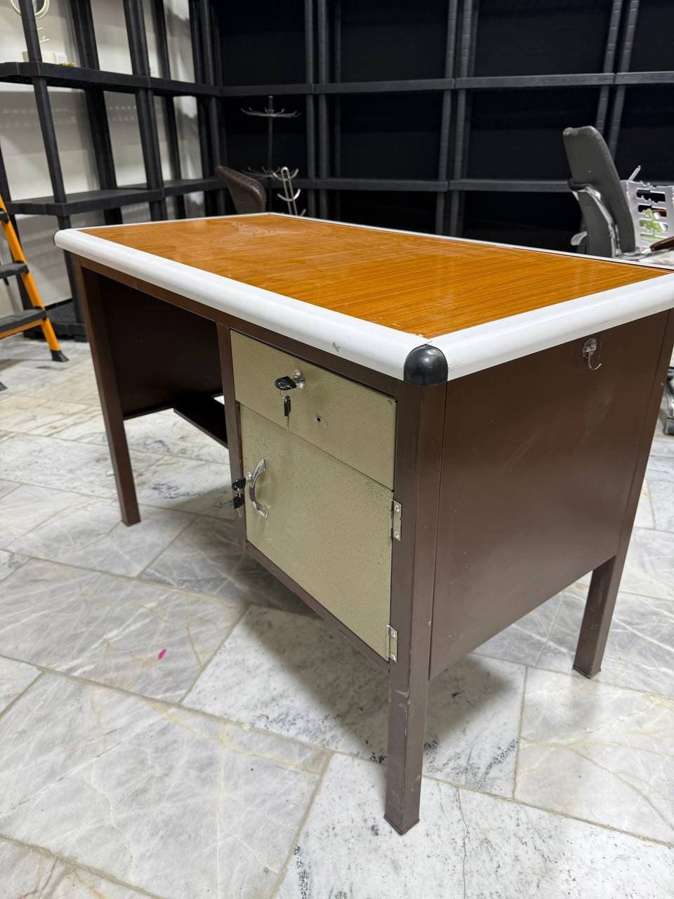 السلام عليكم للبيع غراض التواصل على خاص لمعرفة السعر


**إذا كنت صاحب هذا الإعلان وتريد حذفه لأي سبب، رجاءا أرسل رسالة إلى الدعم الفني**