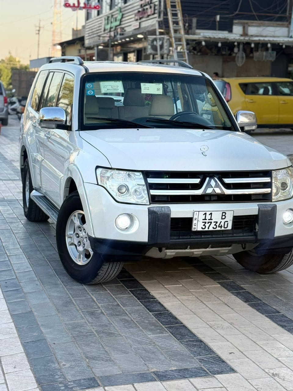 سلام عليكم للبيع باجيرو
نص فول 
 2008 رقم بغداد دولي بسمي
تحويل مباشر 
بيها نص جاملغ امامي صبغ
عله واضع الشركه زادتخم تاير كير مكينه حداديه خير من الله سياره جديده السعر113
 مجال 
مكان السياره بغداد 
***********

