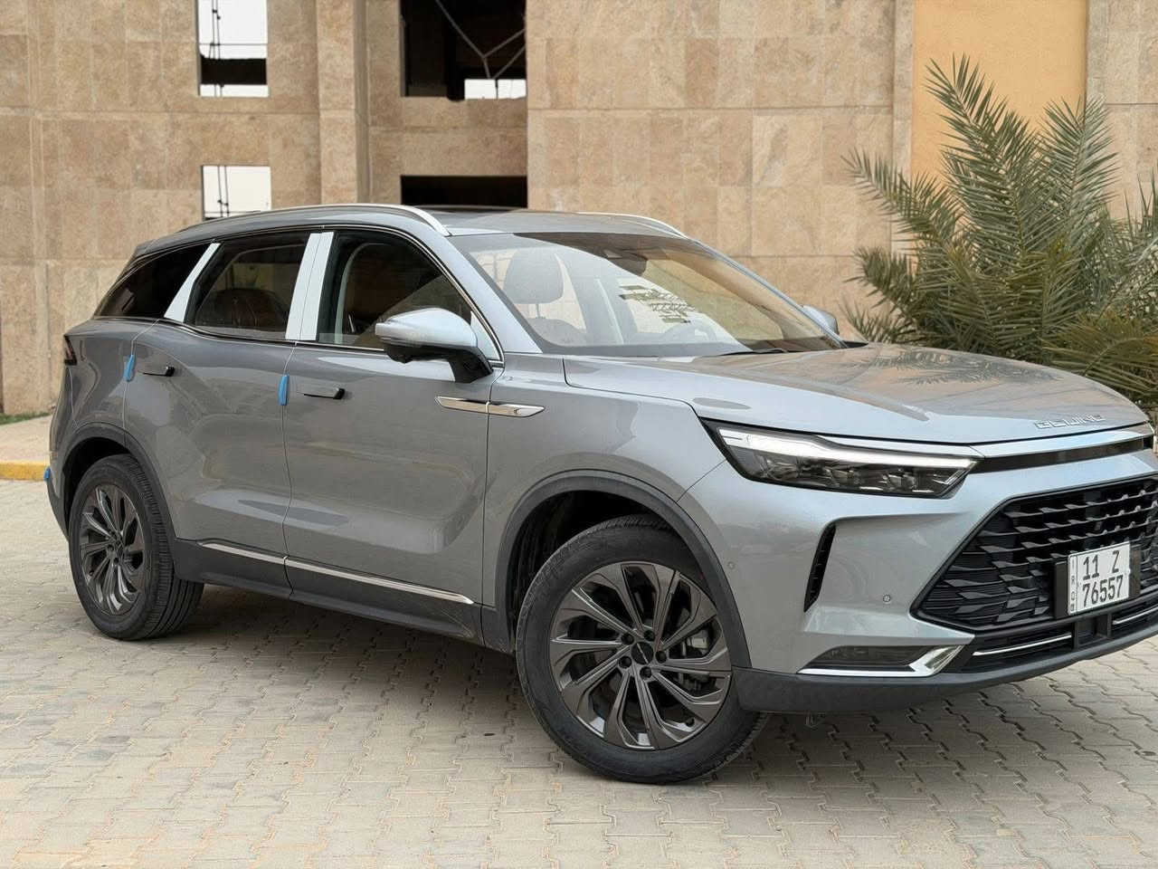 سياره بايك X7
ضمان ٦ سنه
صيانه ٢ سنه يشمل تبديل دهن وفلتر  اوفحص
مكينه ياباني ١٥٠٠ تيربو ٢٨٠٠ بالضمان 
كير ياباني  بلضمان
 شاشات سامسونج
كامرات ٤ محيطيه
 رادار قياده ذاتيه ذكاءاصطناعي
تطبك وحده 
كشنات جلد  كهربائي من شركتة مارسيدس تدفئه تبريد
تبريد ٢ قطعه
موديل ٢٠٢٥
مكفول زيرو
سنويه بسمي
رقمي.          ***********
 العنوان    نجف الشرف
