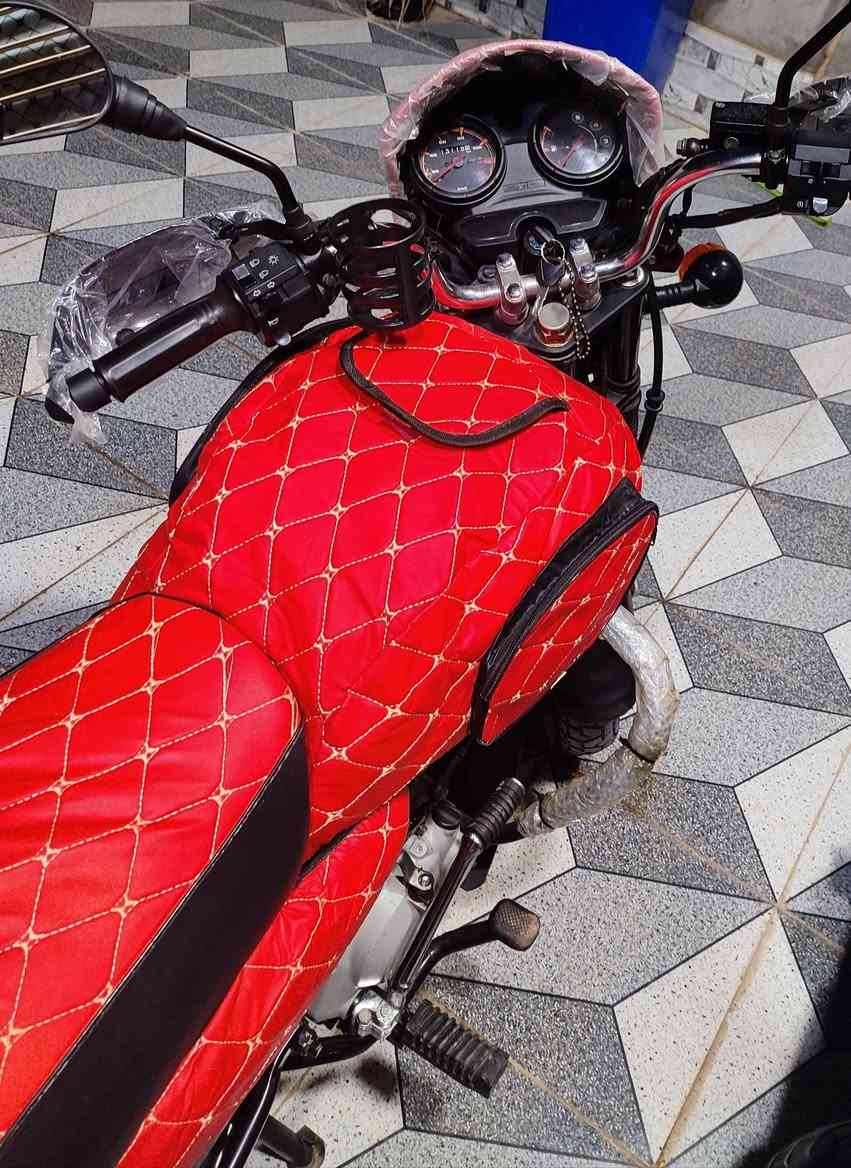 سلام عليكم مكلف ب نشر للبيع بوكسر موديل 2021 رقم وسنوية 2030 كلشي شغال بلادي
مجفته وكاله رقم الهاتف ***********
