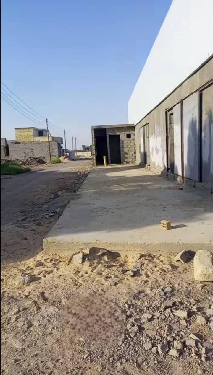 للبيع منطقة الكرغولية
المساحه 300 ركن طابو سنه 25 
***********
