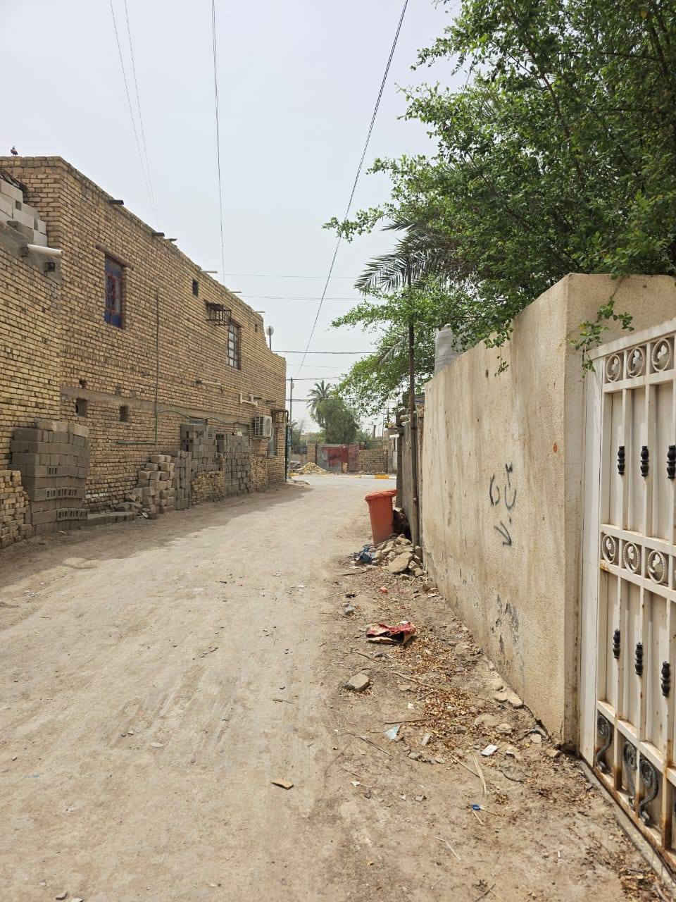 السلام عليكم بيت زراعي للبيع المساحه
٢٢٥ متر البناء غرفتين وصاله ومطبخ صحيات داخلية وخارجية سطح شتايكر
كافه الخدمات ماء مجاري مدارس وتبليط خلف المستشفى التركي قرب مدرسة غريب طوس الأهلية السعر
(٩٥) قابل للتفاوض
للتواصل ***********
