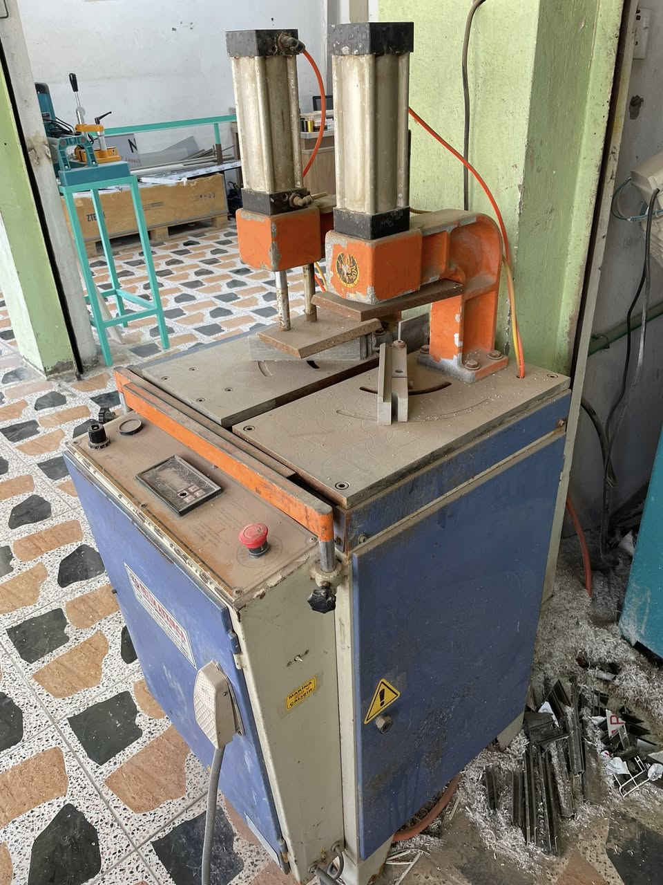 سلام عليكم معمل PVCللبيع نقص بس كتر /***********
