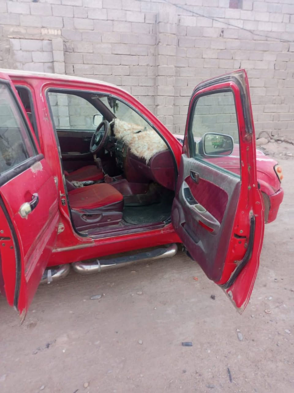 سيارة شيري مكفولة من الضربة والكص والنقل محرك ثرث واي ابلادي راعي السياره جاري يريد تحويل سنوية ساقطة ٢٠٢٣ 
سعر السياره 38 وبيه مجال العنوان البصرة الزبير الدرهمية ٢
هذا رقمي غير متواجد على الفيس ***********
