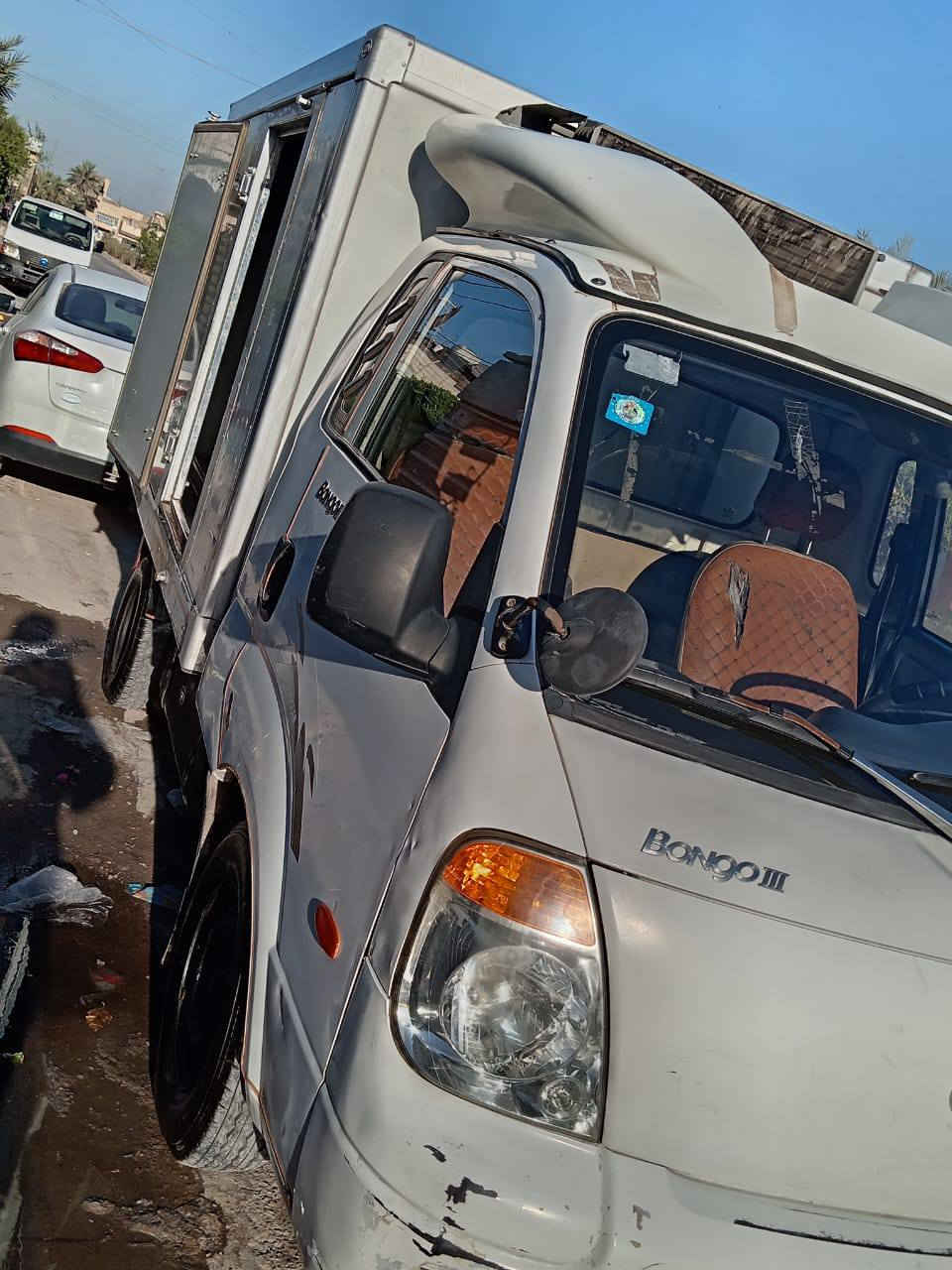 كيا براد للبيع ٢٠٠٧ بلادي بسمي الرقم الجديد عله ايدي من الشركه مكينه كير اكسل حداديه كله جديده بس جهاز التبريد عاطل ***********
