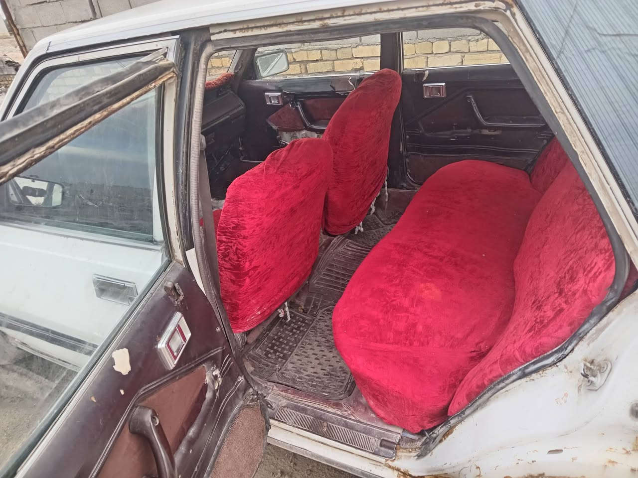 سلام عليكم سوبر للبيع ذي قار السعر ٢٧ الهاتق ***********
