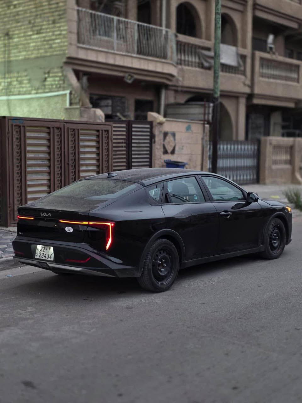 يالله كي فور لون اسود 
موديل 2025

محرك : 2000 دوش المرغوب

وارد : اميركا حادث جاملغ بارد وبنيد صبغ
مواصفات  

1_بصمة 

2_تشغيل عن بعد 

3_ بصمة ابواب 

4_ بصمة جنطه 

5_شاشه متصل حجم كبير 

6_فول قيادة ذاتيه مع تحديد مسار 

7_فول تحكم ستيرن 

8_تبريد متصل مع شاشه لمس 

9_منافذ شحن خلفية 

10_سايد بريك كهربائي 

11_مانع انزلاق 

12_نقط عمياء 

13 _ تحكم وضعيات قياده

14_رادار امامي وخلفي وجانبي 

15_فول حساسات توقف ذاتي 

مكاني زيونه

السعر 16600$$$$

*********** بغداد, العراق
