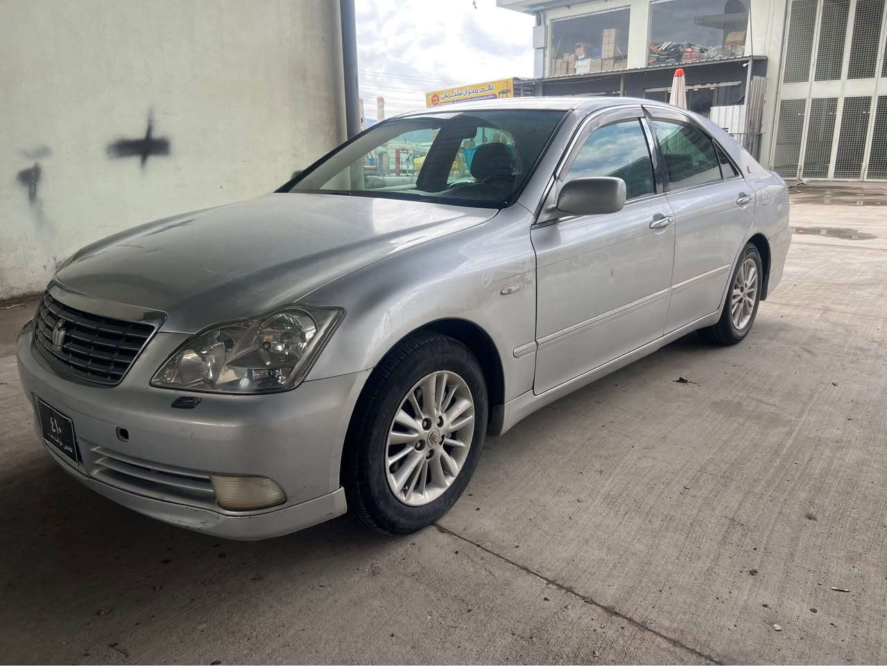 حاويةي تازة تازة داخل نموونة 📦📦📦 ٢٠٠٦ براوة سةقف و كةڤةر بةشةرت گةرماو گةرم تازة داخلة مةكينة بچوك گير گةورة 
*********** السليمانية, العراق
