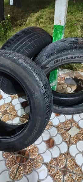 تخم تاير سورنتو كوري حجم 55/235/19نظافة 75٪وهذا رقمي***********
