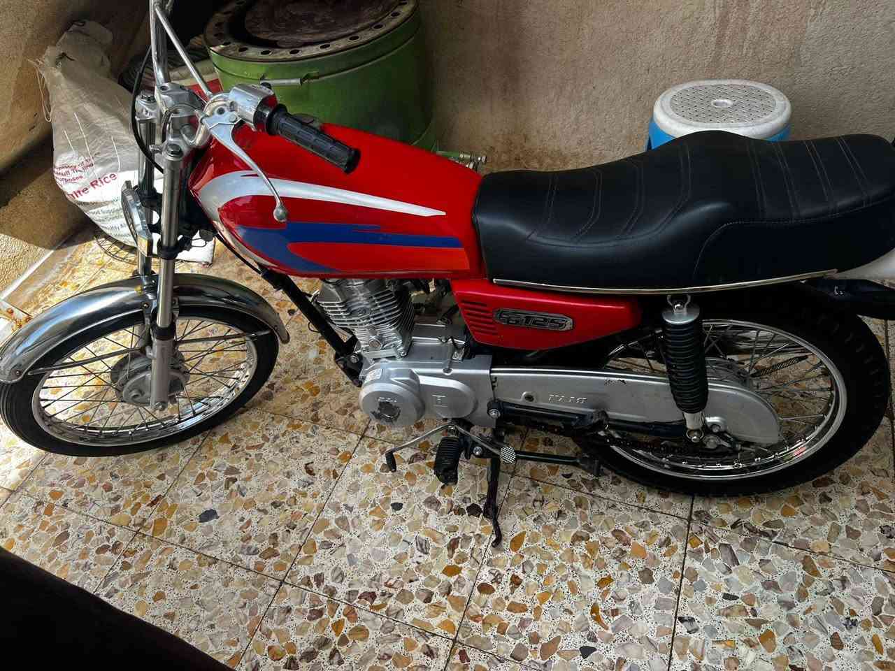 دراجه نامه للبيع العنوان ناصريه الدراجه شلامجه 23 اصولي ***********
