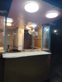 كشك متنقل كامل هوه وغراضه كلوبات داخليه وخارجيه طباخات ثنين السعر 500م...