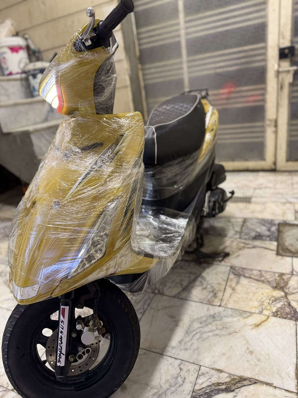 سلام عليكم البيع دراجه درس الون صفر الدرجه مابيه ينقوصات السعر450وبيه مجال بصيط مكاني كربلاء الرقم***********فقط تصال
