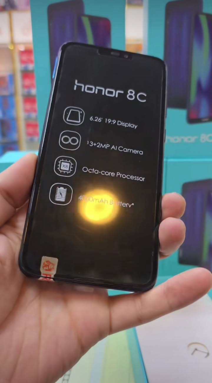 📌مستخدم نظيف  مع كارتون وملحقات
توفر هونر 8c
ذاكره 128 والعشوائية 6
بطارية حجم 4000 الف ملي امبير
السعر 80

هواوي y7 pro 2019
ذاكره 128 والعشوائية 6
بطارية حجم 4000 الف ملي امبير
يدعم الفيس اي دي
السعر 80


**إذا كنت صاحب هذا الإعلان وتريد حذفه لأي سبب، رجاءا أرسل رسالة إلى الدعم الفني**