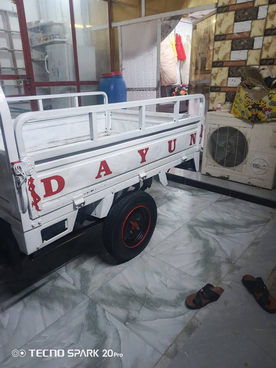 سلام عليكم شباب
.
ستوته دايون مديل15 اوراق كامله اصولي  شوفتك عينك ستوته  توهه معمره
سعر ب1 و450وبي مجال 
رقمي *********** 
ناصريه سيد دخيل
