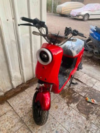 عندي دراجه R9موديل خمسه وعشرين البريكات الامامي دسك بريك والخلفي دسك ا...
