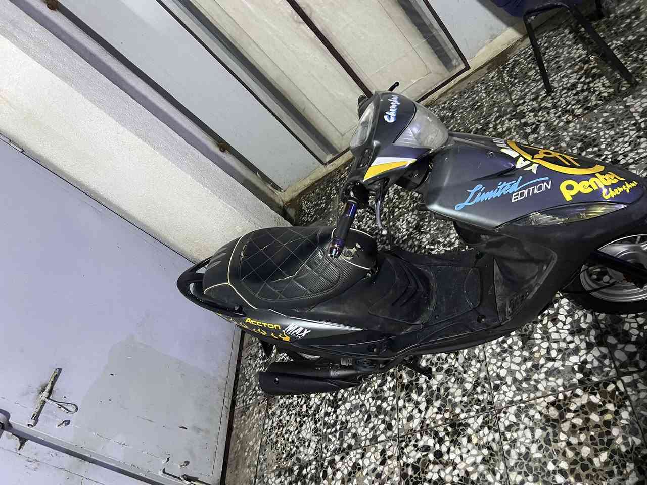 دراجه ماكس عدله البيع مكان كربلاء السعر 650 وبيها مجال ما بيها أي نقص كامله من كلشي ***********  هاذا رقمي
