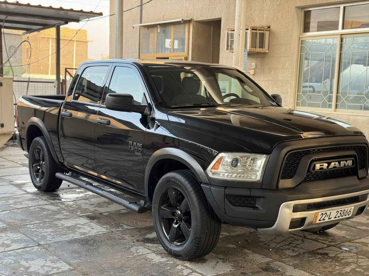 دوج رام كلاسك 2023 فول مواصفات
ام الشاشة الكبيرة وفرس مو كشن 

سيارة بدون حادث فقط بارد بالبدي وشوي طرف الجاملغ موضع بالصور بيها زلوغ بسيطة كارت 

الباقي ضمان بدون ايرباك بدون بدواخل 

ماشية 39 الف كيلو 

مكينه 6 سلندر 3600 المرغوب 

رقم اربيل باسمي 
سعر 290 وبي مجال قليل
***********
