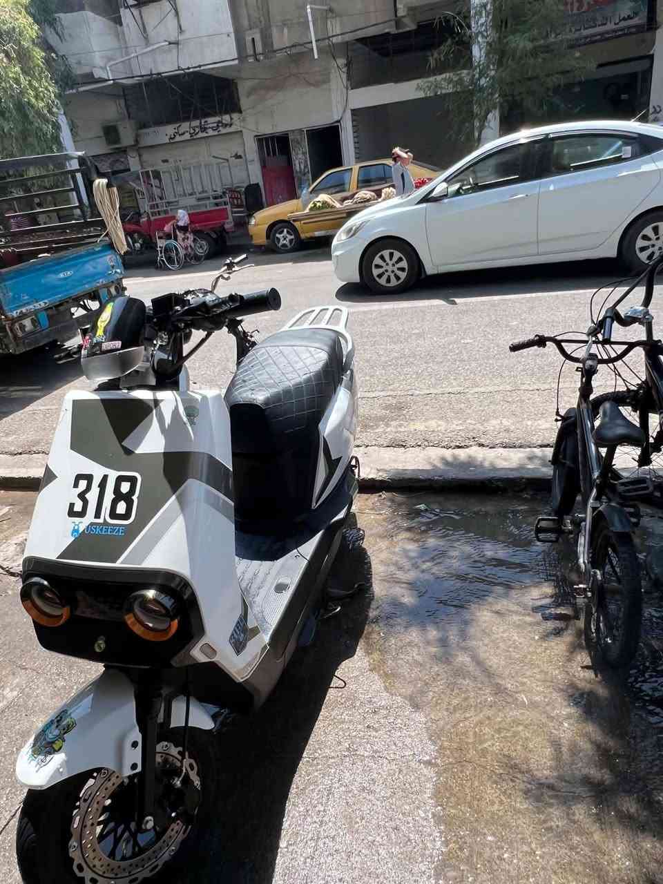 السلام عليكم دراجه 318 للبيع السعر 725 صار له شهر مستعمله اي عيب ما ابيها شرط كلها شغاله موديل 26 شنطه ماله موجوده غلاضه كلها كامله شنطه شاحنه ***********

