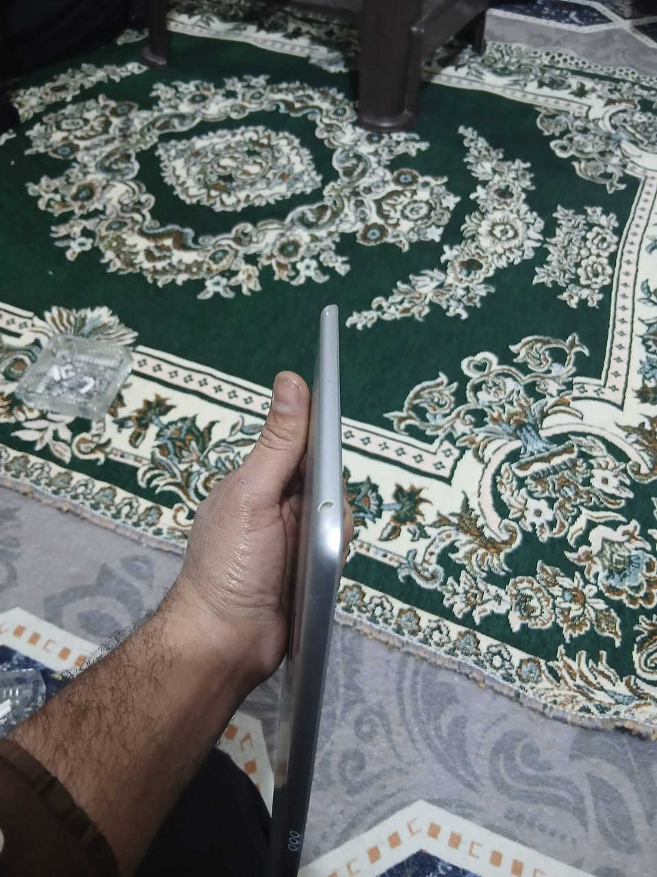 سلام عليكم ايبات 9 طخه زغيره بل ضهر ماثره ابد السعر 190 وبي مجال حك الجيه رقم هاتف *********** ويتساب موجود
