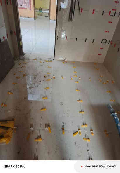 خلفه سيراميك بورسلين جدران ارضية وكاشي ومرمر داجه اولي وتفرغ حالياً بغداد ***********
