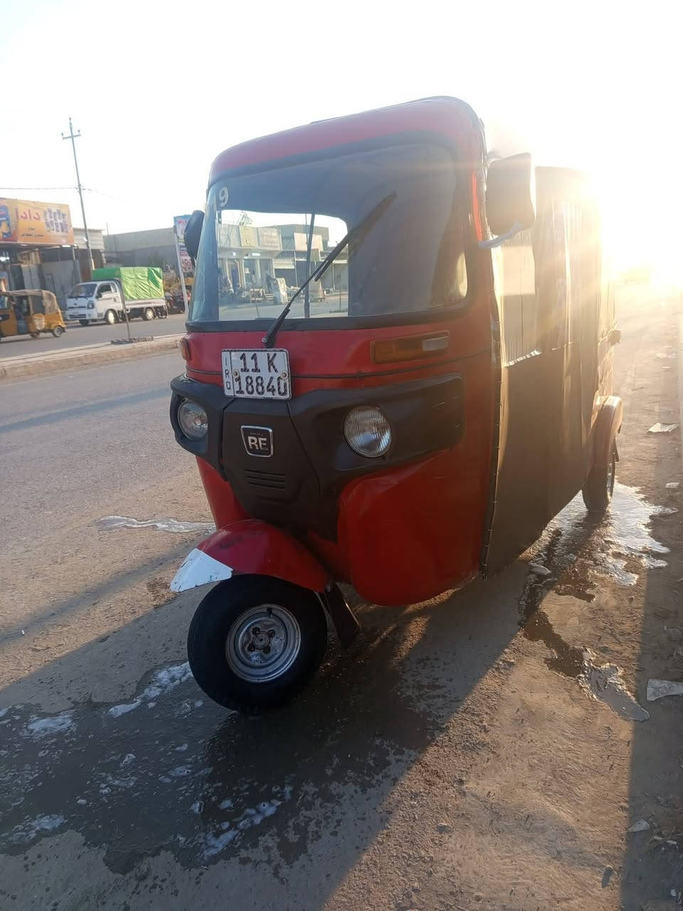 السلام عليكم تكتك 18 رقم نكليزي تحويل نفس اليوم بدي مال 20 مضلع سعر 5 وبيها مجال مكاني بغداد حي طارق القديم شراي يتصل ‏‪***********‬‏
