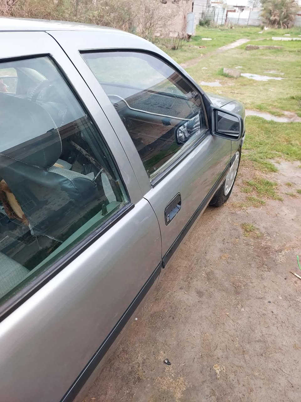 اوبل فكترا 1600 مصبوغه عام جماليه مرتبه على آخر حبايه مابيها نواقص  السياره خير من الله صافيه لاصرف لاشي رقم بغداد
مكانها ديالى بعقوبه
السعر 38 وبيها مجال
***********
