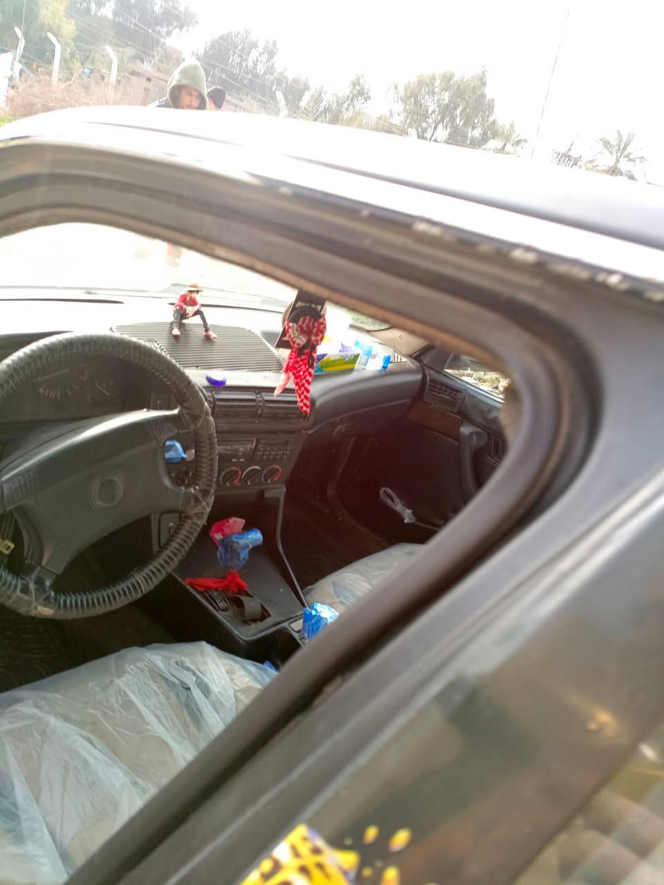 كل عام وانتم بخير 🥳 بي ام 525 اوتوماتيك رقم ديالى طرف ثالث وكالة مباشر محرك وكير جدد كهربائيات ممتازه صدر جديد نقص دعامية خلفية فقط السعر 25$ قفل ***********
