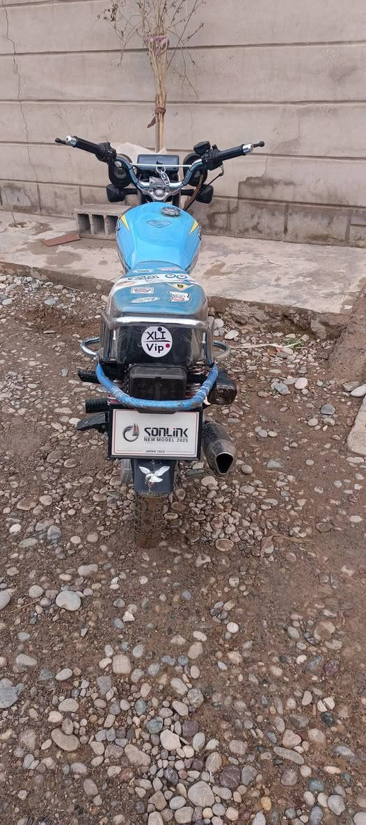 سلام عليكم ماطور سونك اربع كير موديل 24 أي نقص مابي دراجه نضيفه فول المحرك شرط ما مفتوح مكاني جلولاء موجود خاص او.. اتصل ***********
