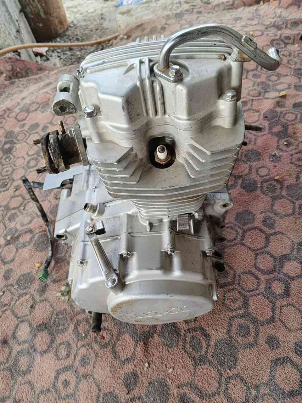 محرك برفاز للبيع مفتوح مره1مبدل قبق لكلچ فقط لسعر90شرط لتشغيل مكان بصره كرمه علي رقم ***********
