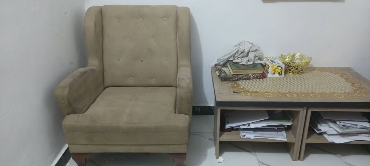 ثنين قنفات وثنين كراسي وطبله محتاج فقط غسل 150وبي مجال


**إذا كنت صاحب هذا الإعلان وتريد حذفه لأي سبب، رجاءا أرسل رسالة إلى الدعم الفني**