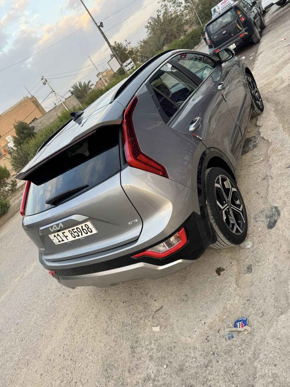 السلام عليكم 
سياره كيا نيرو هايبرد موديل 24
فول للاخير بدون تبديل 
فقط شبر بالبنيد الباقي مكفول 
سياره ماشيه 24ميل حقيقي
للاستفسار اتصال ع الرقم *********** او واتس
السعر 175بيها مجال
