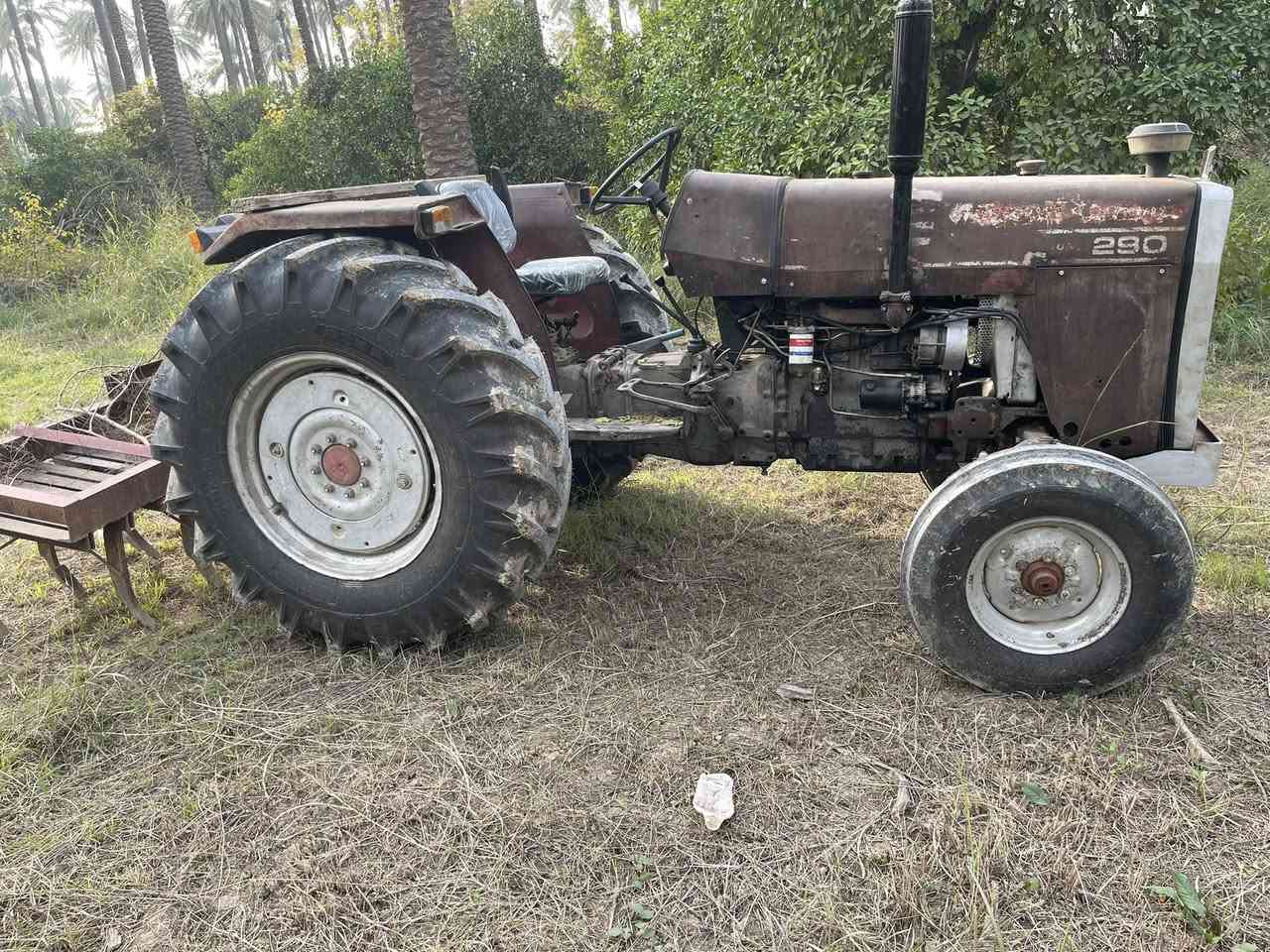 تحية حب واحترام اخواني الاعزاء فوركسن انكليزي ٢٩٠ باور 
كير مكينة مكفول صدر جديد تخم تاير جديد كلج جديد كهربائيات جديدة ومكفولة ادامة عامة مكفولة من كلشي وراها خرماشة رقم ديالى سنوية موجودة راعيها ماندلة ابيع بدون تحويل  اكفلها من القانونيات والسرقة مكاني بغداد الدورة ***********
السعر ١٢ مليون
