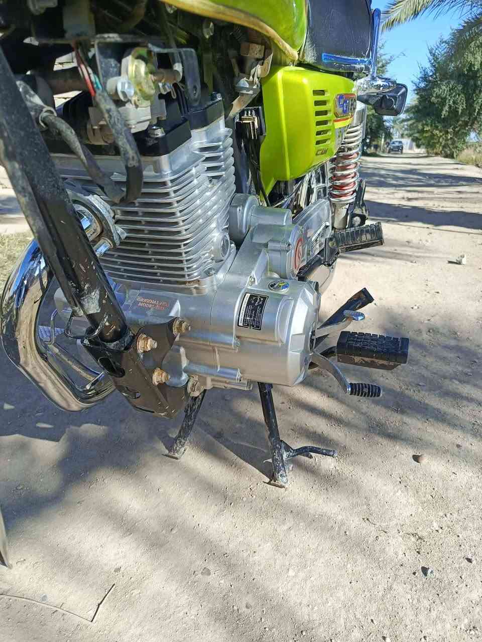 السلام عليكم دراجه موديل 25 اوراق اصولي 
صار له شهرين طالعه من الوكيل 
المكان بابل ابو غرق 
السعر خاص 
***********
