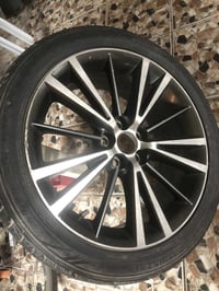 تك واحد فقط يفيد سبير للكورلا حجم ١٧ مع التاير ٥٠ الف بغداد غزاليه ٠٧٩...