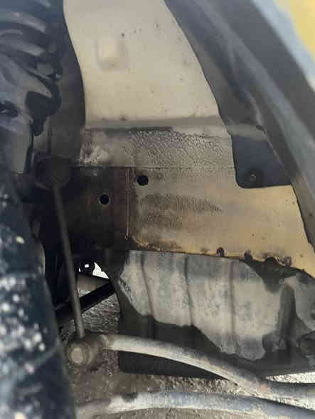 السلام عليكم طيبة 2015 للبيع مكاني بغداد الحرية بيها قطعتين صبغ جاملغ خلفي وجاملغ امامي شواصي مكفولات محرك بي خيط بخار كلش خفيف  كير خير من الله  مكاني بغداد الحرية رقم *********** السعر 28
