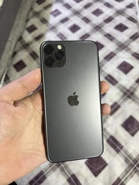 آيفون ١١ برو ماكس • ٢٥٦ • مبدل بطارية