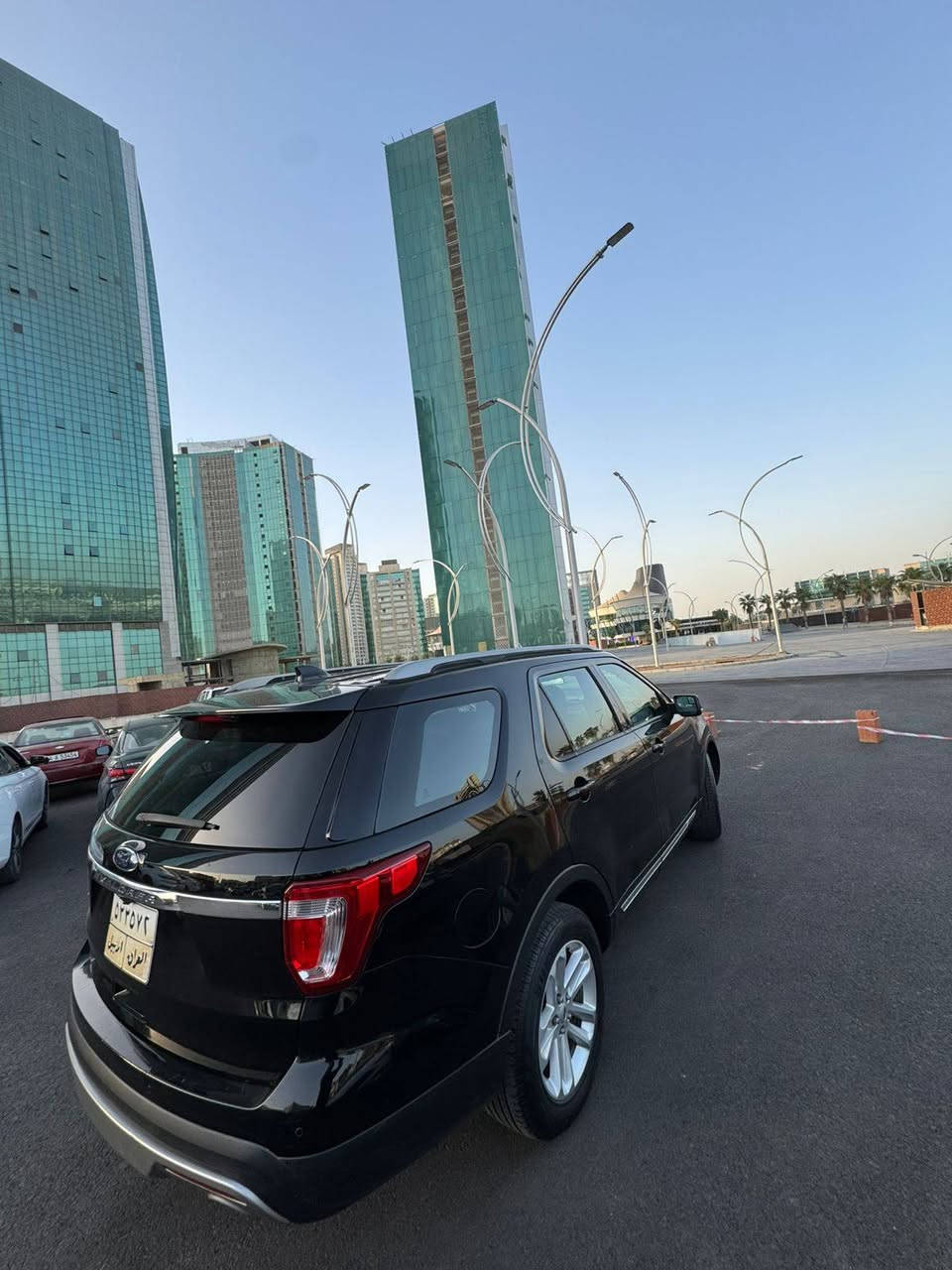 فورت اكسبلور لبيح موصفات اكس التي لون اسود اثنين قطعه سبوغ بونيت وجاملغ سكن ارباك تاك بس سستم سياره جاهزه  مكينه ست سلندر محريك وكير بشرت مكان سياره أربيل سحر سياره ١٦٠ وره قه موديل سياره ٢٠١٧ رقم تلفون *********** وتساب نفس ره قم
